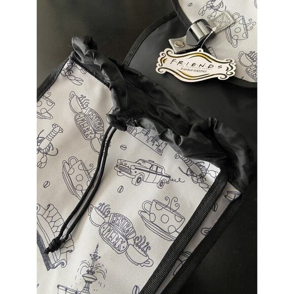 ‘FRIENDS’ Small Foldable Backpack (NWT) - Picture 4 of 8